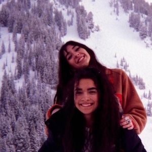 Meet your Posher, Isabel